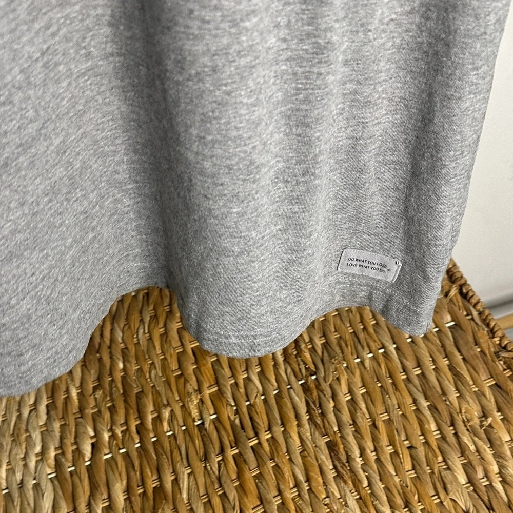 Life Is Good Gray Short-Sleeve Tee‎ with Yellow & Navy Graphic cornhole